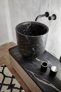 Read more about the article The Black Stuff is Black Because It is Very Fine Grained- the Exclusive Black Marquina